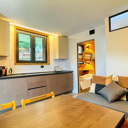 Apartment Livia - Maison Doc